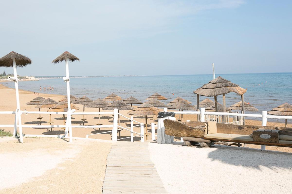 Villa Relax A 200Mt Dal Mare 波扎洛 外观 照片