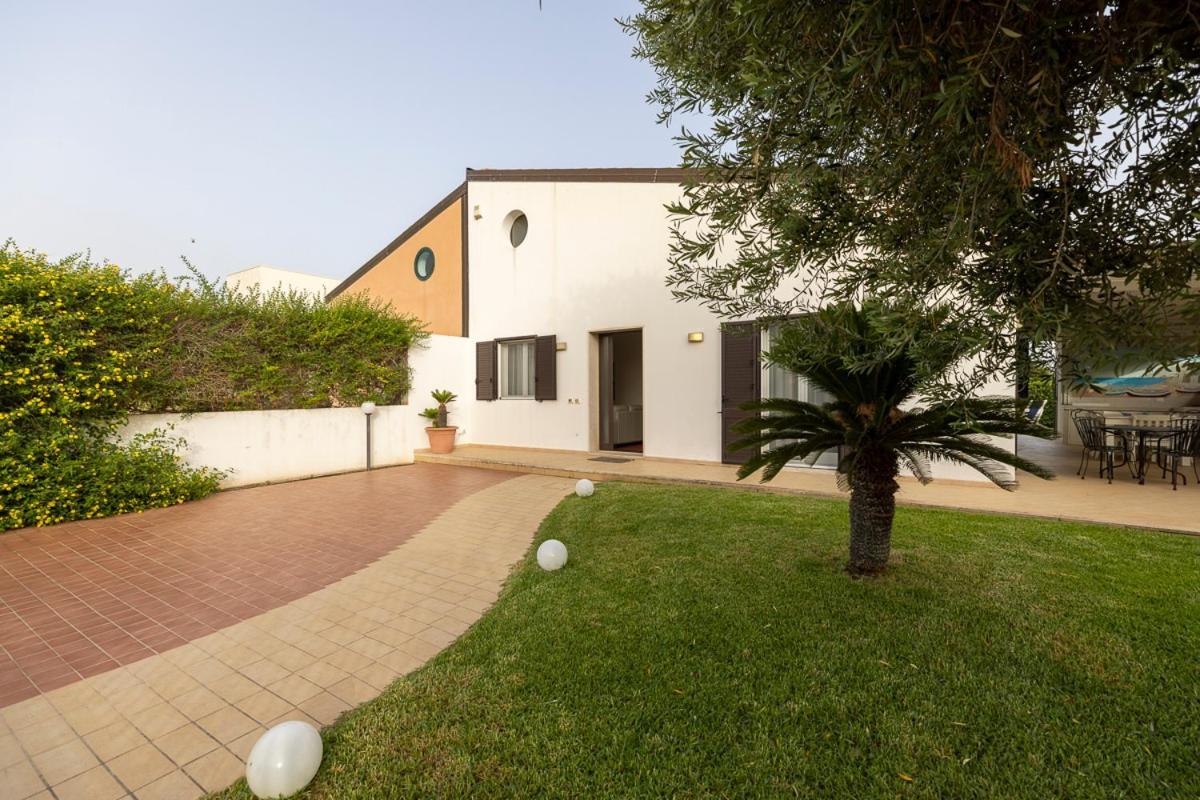 Villa Relax A 200Mt Dal Mare 波扎洛 外观 照片
